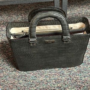 Kate spade 
Handle Drop: 3.75"
Depth: 4.5"
Height: 9.5"
Width: 13.25"